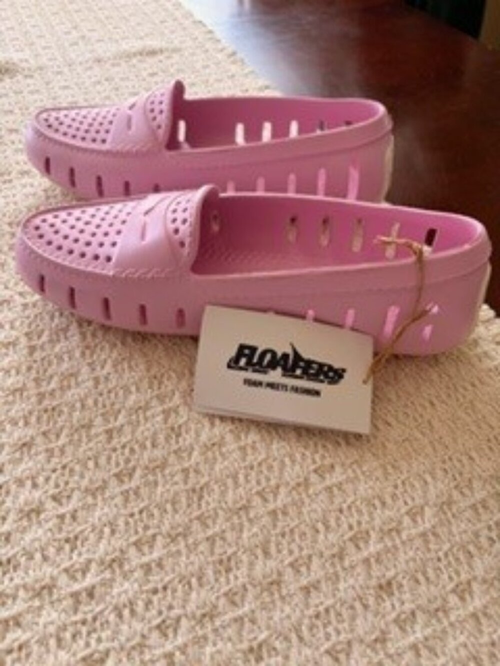 NWT- Floafers”foam meets fashion”woman’s sz 8
